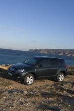 Toyota RAV4 2005 года